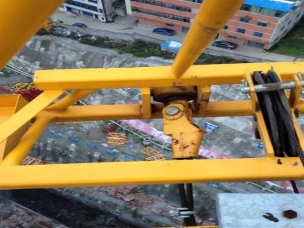 元宝区吊车租赁公司_吊车租赁吊车出租的安全装置及知识